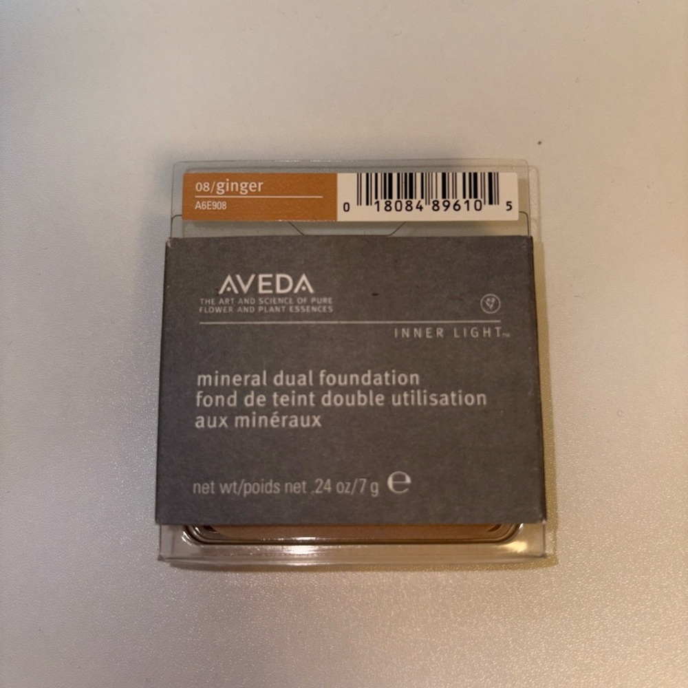 Aveda Mineral Dual Foundation in Ginger 08